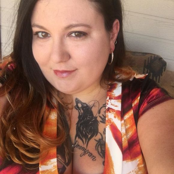 Meet your Posher, Amy - Picture 1 of 1